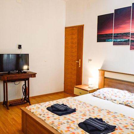 Charming Marine Style Apartment Cres Eksteriør bilde