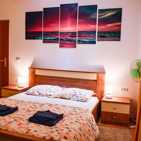 Charming Marine Style Apartment Cres Eksteriør bilde